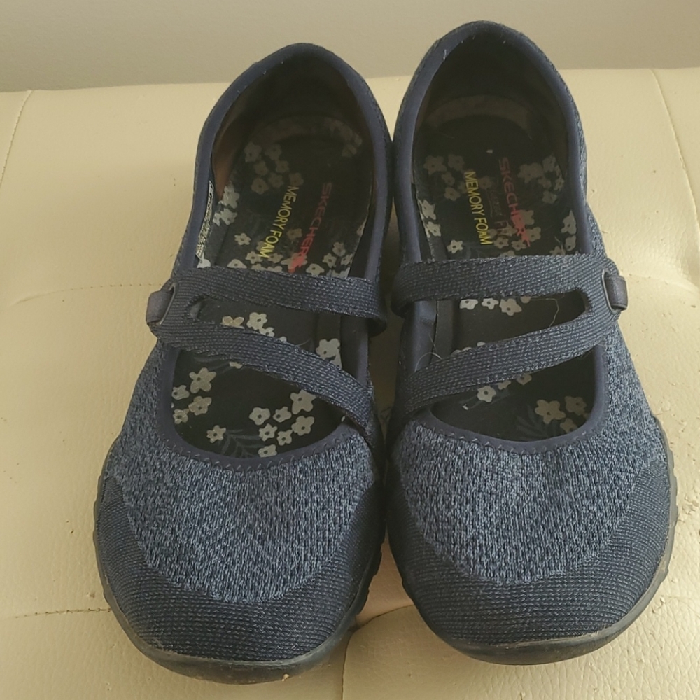 Skechers Navy Relaxed Fit slip on